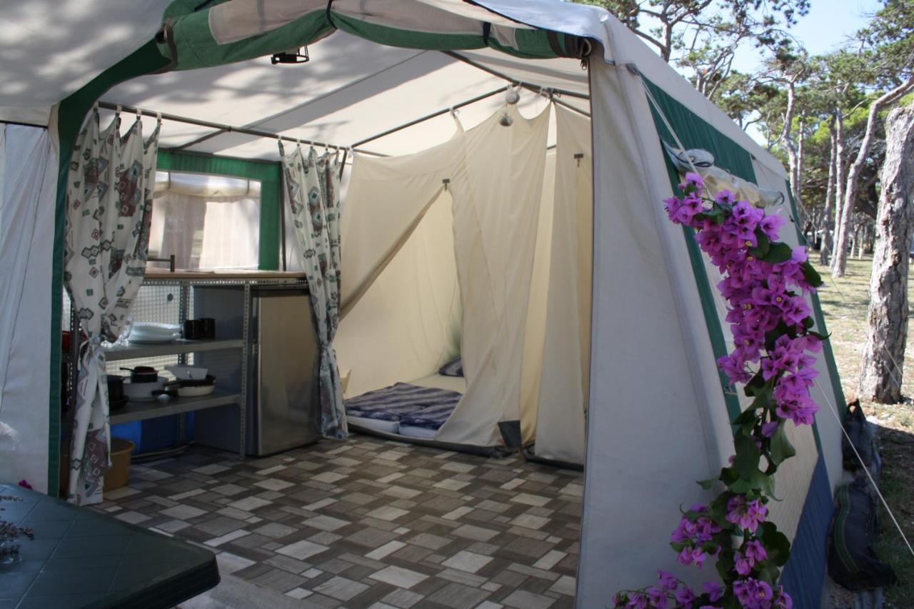 Hotel Camping Planik Ražanac Exterior foto